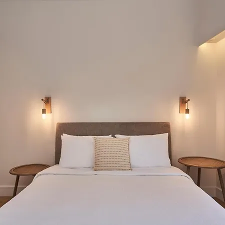 Chic N Bright 3Bd Apt With Hilton View Athènes Extérieur photo