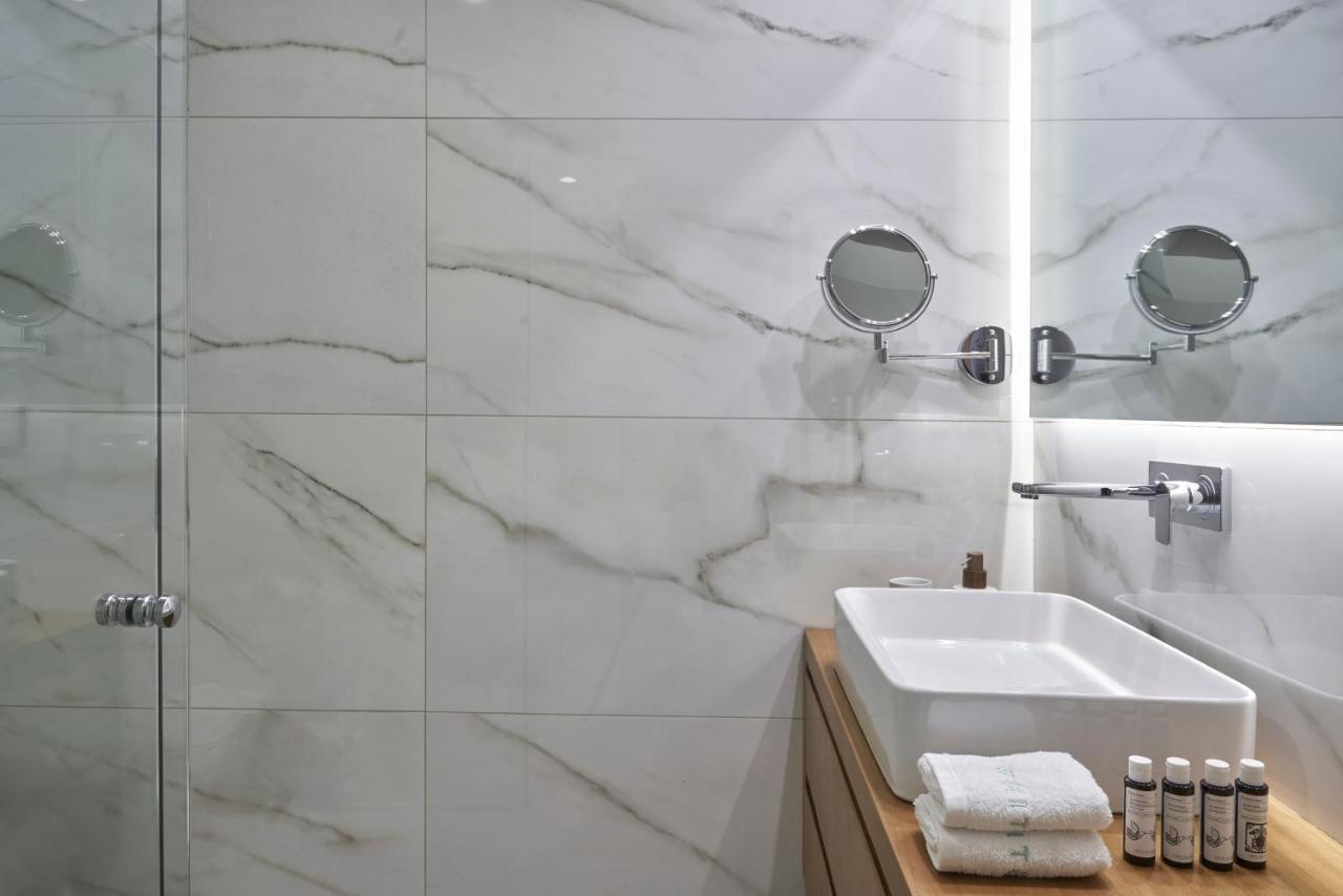 Chic N Bright 3bd With Hilton View Apartment Athens